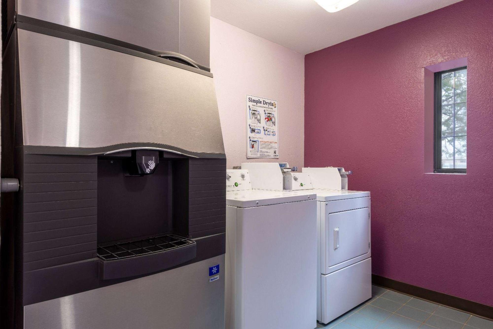 La Quinta Inn By Wyndham Kansas City Lenexa Luaran gambar